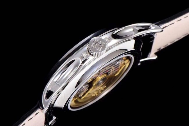 GR Top Replica Watches Patek Philippe 5205G-013 Complications Series Top Version White Steel Black Back Men's Watch Side View
