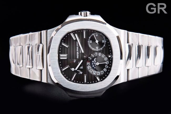 GR factory top-tier replica watch Patek Philippe5712GR king of steel white steel black bottom men's mechanical watch shocking debut front view