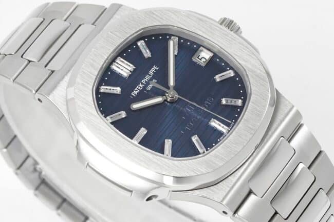 top-tier replica watch Patek Philippe Nautilus 40th anniversary white steel blue bottom men's mechanical watch front view