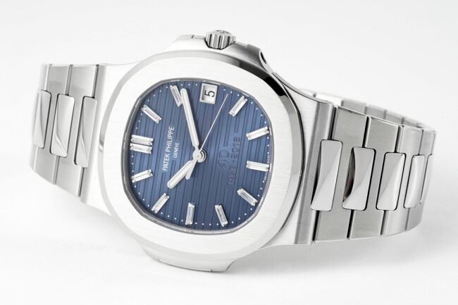 top-tier replica watch Patek Philippe Nautilus 40th anniversary white steel blue bottom men's mechanical watch front view