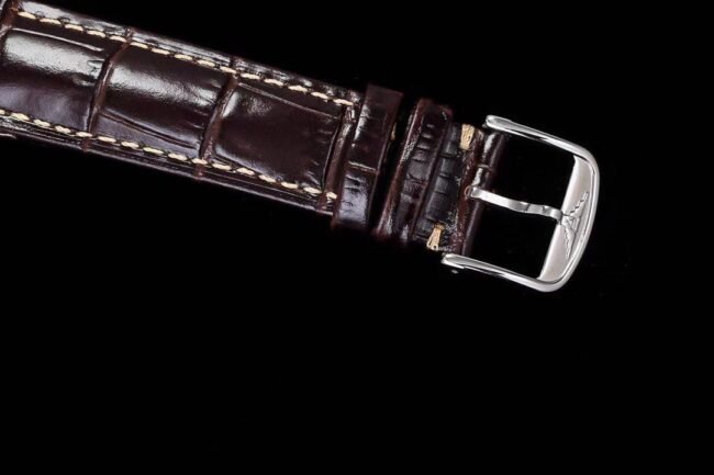 top-tier replica watch Longines classic retro series 1832 white steel white bottom mechanical men's watch clasp picture