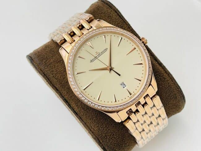 top-tier replica watch Jaeger-LeCoultre 18k gold men's watch ultra-thin master series front view