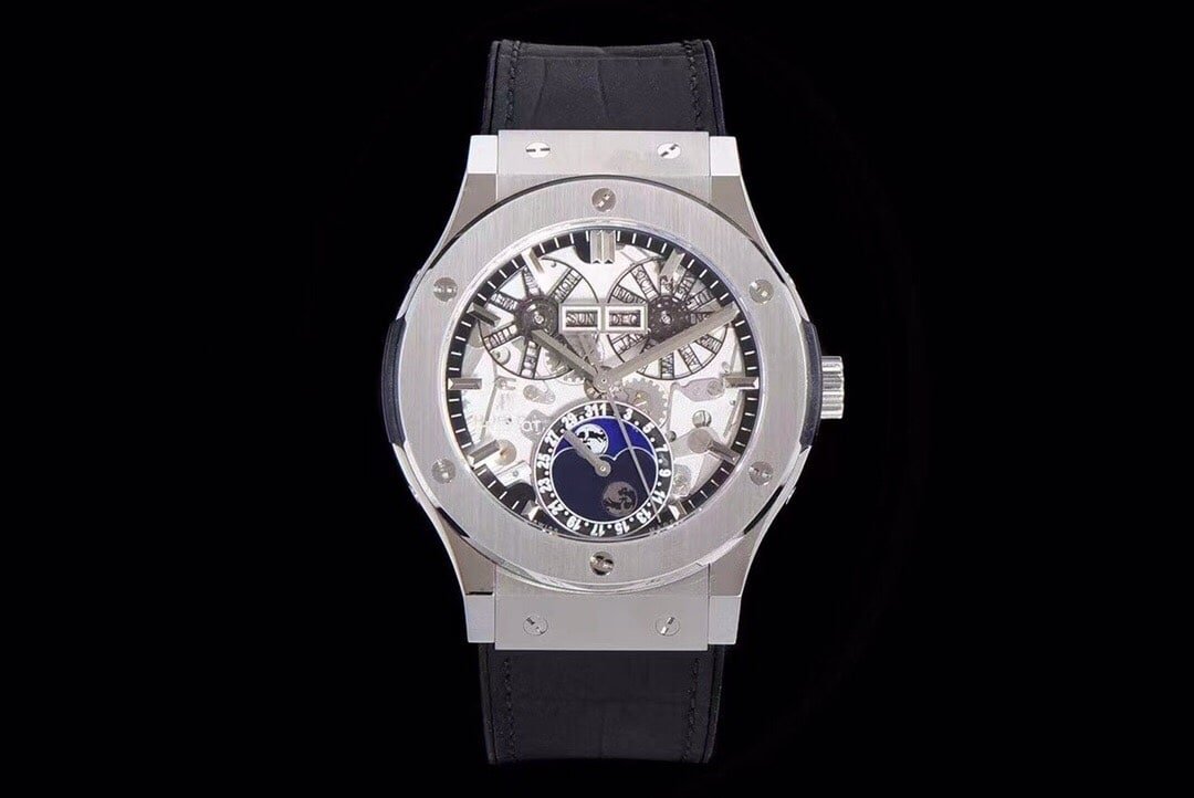 Hublot Classic Fusion 1:1 Super A Fine Imitação de Titânio Estojo Esqueleto Moonphase Masculino 547.NX.0170.LR — detailed review and buying guide | Watch Replica Expert