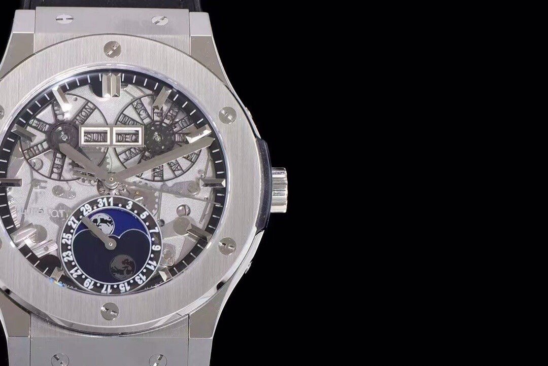 Hublot watch men's classic fusion 1:1 super clone watch hollow disc leather strap model 547.NX.0170.LRfront live photo