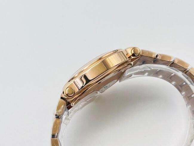 YF factory top-tier replica watch ChopardHAPPY DIAMONDS series 18K gold white dial ladies watch side view