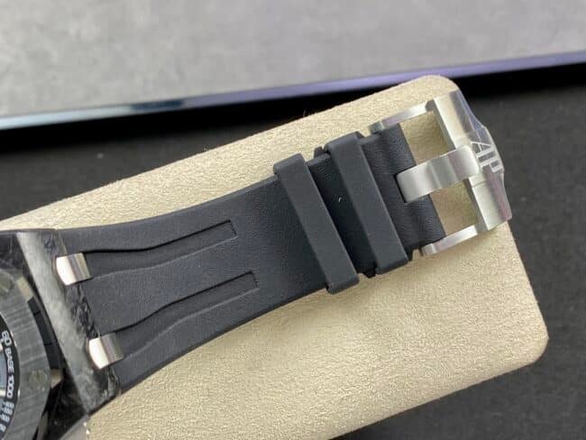 top-tier replicaAudemars PiguetRoyal Oak offshore 26400black dial men's mechanical watch clasp picture