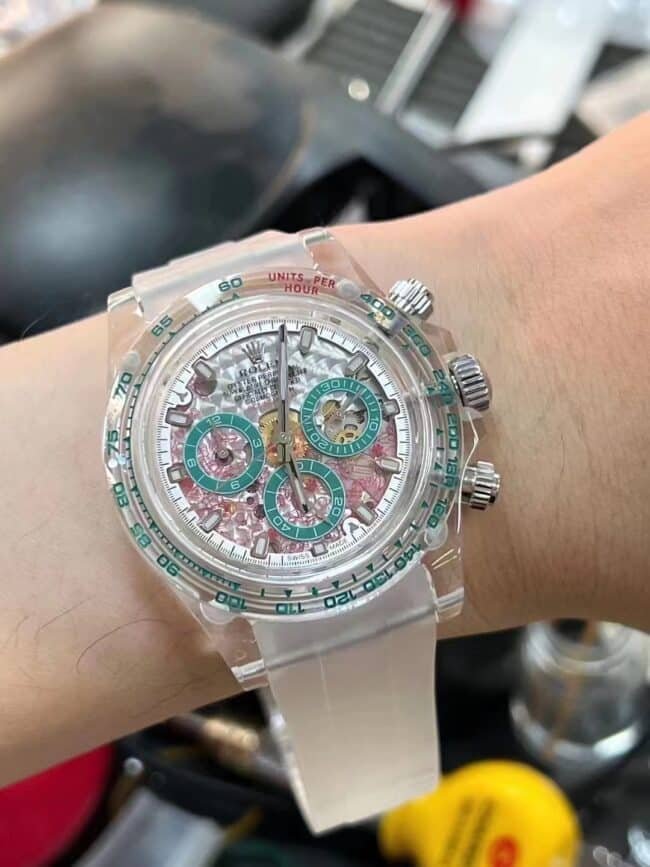 Top Replica Rolex Daytona Customized AET 4130 Caliber Sapphire Crystal Case Men's Mechanical Watch Front View