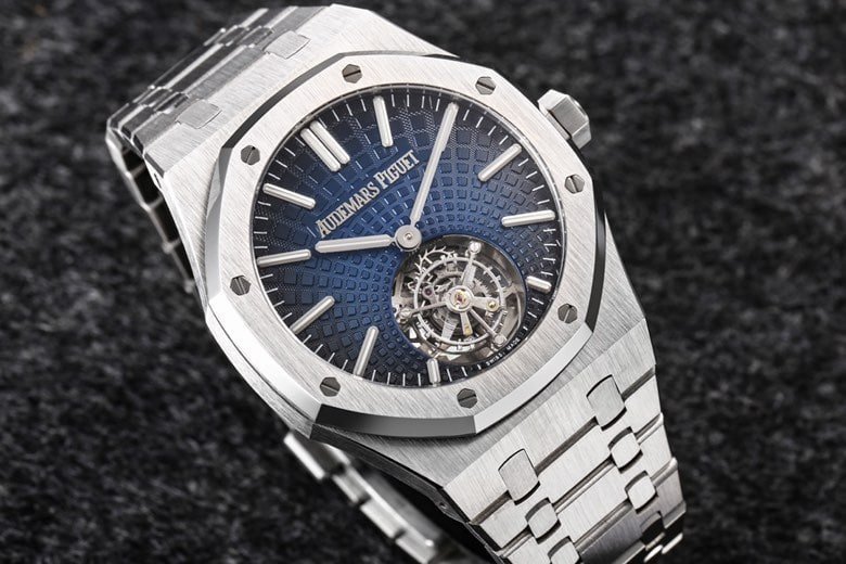 Dachang high-quality replicaR8 factory 2022 Audemars Piguetblue dialRoyal Oak self-winding tourbillon men's watch front view