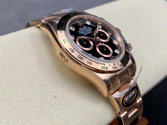 top-tier replicaBTRolex full rose goldDaytona4130 men's watch side view