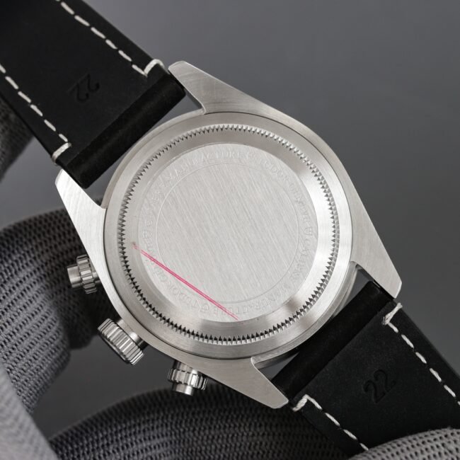 top-tier replicaTW Tudor's latest Biwan chronograph stainless steel men's watch bottom cover picture