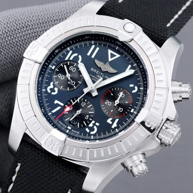 Big factory high-quality replica brand new Breitling Avenger B01chronograph watch original open mold men's watch front view