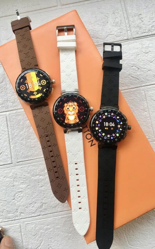 Factory Replica LV 3rd Generation Silicone Men's Watch Front View