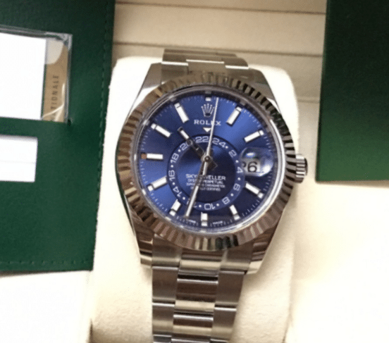 Rolex Voyage m326934-0003: Dark Blue Dial 42mm Steel Case Pictures and Prices — detailed review and buying guide | Watch Replica Expert