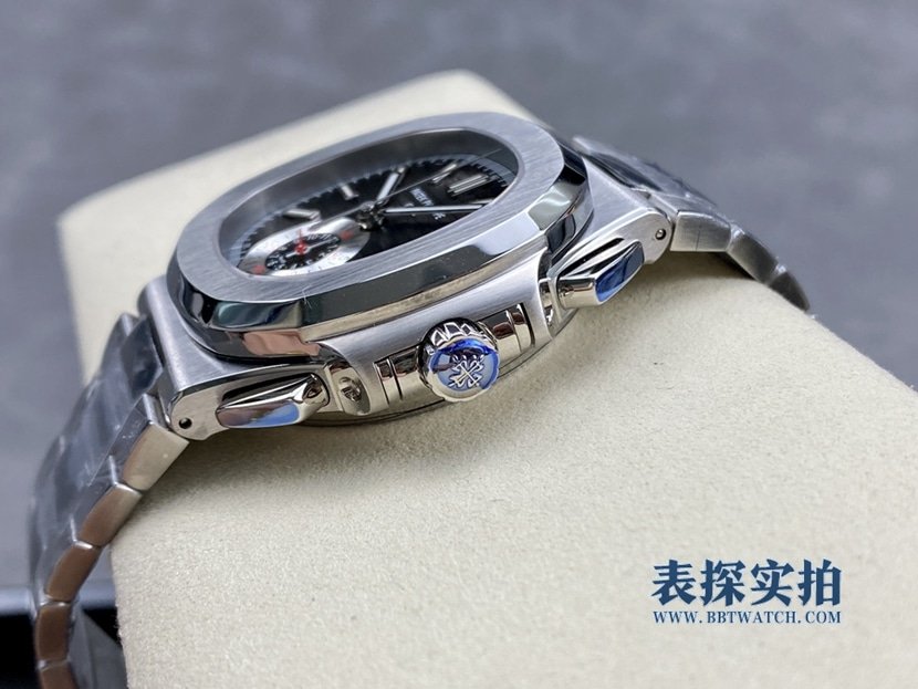 top-tier replicaPPF innovative and avant-garde spirit joins hands with Patek Philippeblack dial5980 series watch side