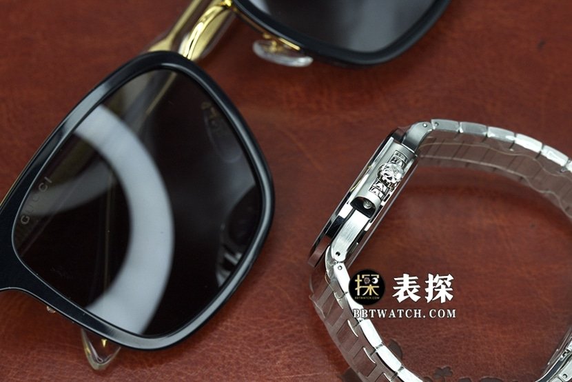 3K FactoryPatek Philippe sporty and elegant 7118super clone watch ladies blue dialsteel bracelet model pictures and prices side live photo
