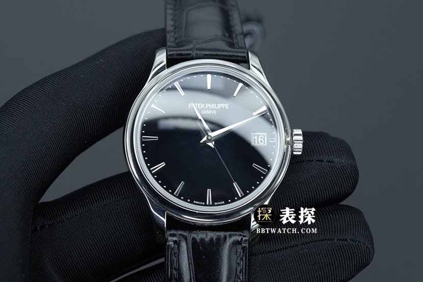 ZF Patek Philippe 5227G-010 Men’s Classic Super Clone Watch with Thin Black Dial, Strap Design and Polished Finish — detailed review and buying guide | Watch Replica Expert