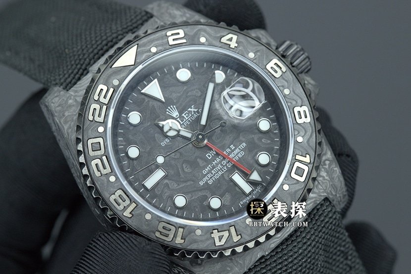 VS FactoryRolex1:1top-tier replica watch men's carbon fiber leather strap model pictures and prices front live photo