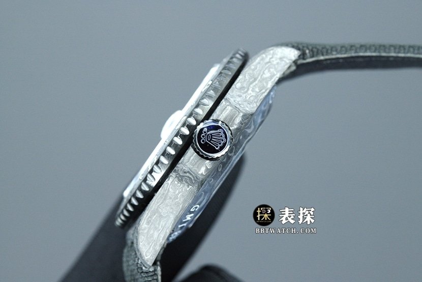 VS FactoryRolex1:1top-tier replica watch men's carbon fiber leather strap model pictures and prices side live photo
