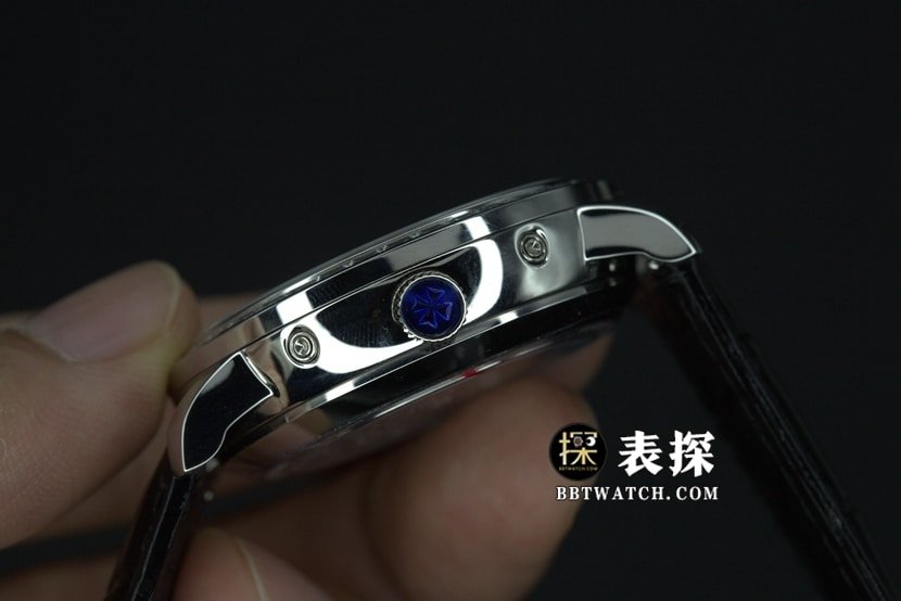 TW factory Vacheron Constantin historical masterpiece 1:1 top-tier replica watch men's white dialleather strap model pictures and prices side live photo