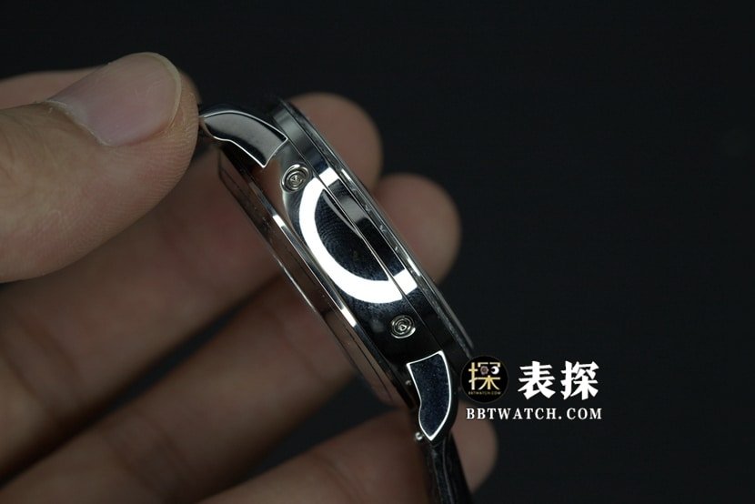 TW factory Vacheron Constantin historical masterpiece 1:1 top-tier replica watch men's white dialleather strap model pictures and prices side live photo
