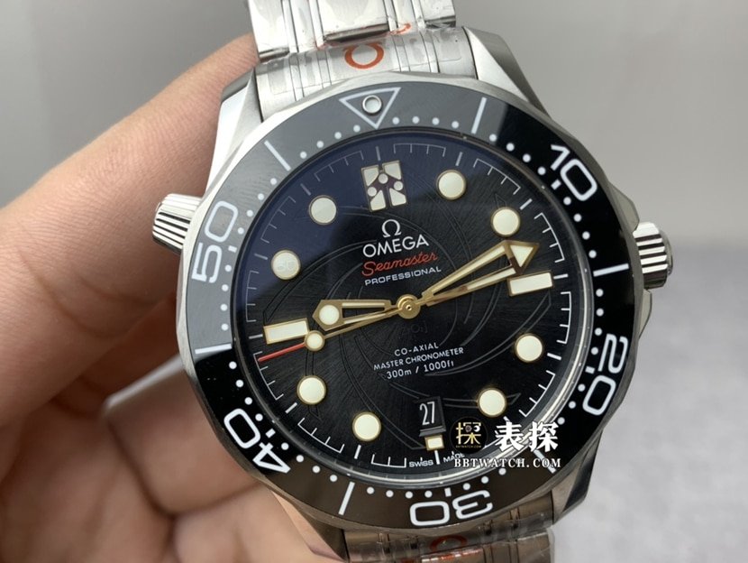 ODER Factory Omega Seamaster Top Replica Herrenuhr, schwarze Keramiklünette, lasergraviertes Gewehrlaufmuster, Stahlarmband, Modell 210.22.42.20.01.004 — detailed review and buying guide | Watch Replica Expert