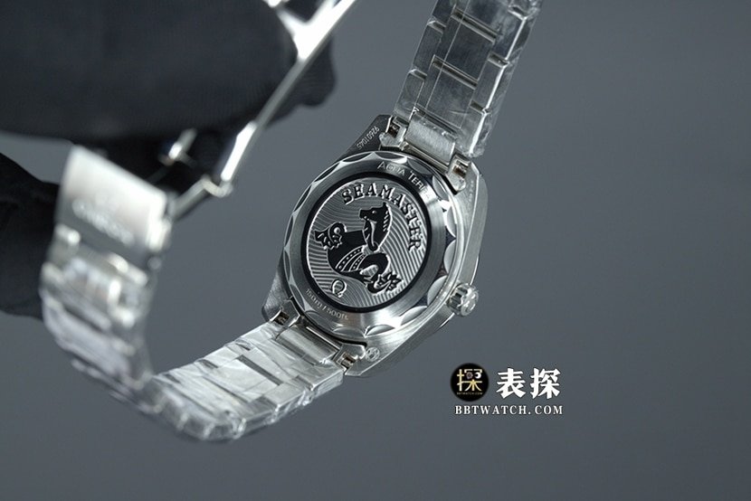 OmegaSeamaster1:1super clone watch ladies black dial silver needle steel bracelet model pictures and prices caseback live photo