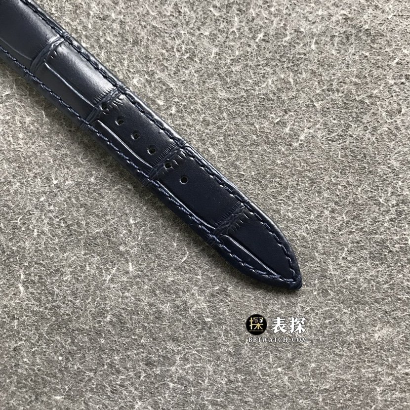 ZF FactoryJaeger-LeCoultre dating 1:1 super clone watch ladies silver dialmoon phaseleather strap model pictures and prices braceletlive photos