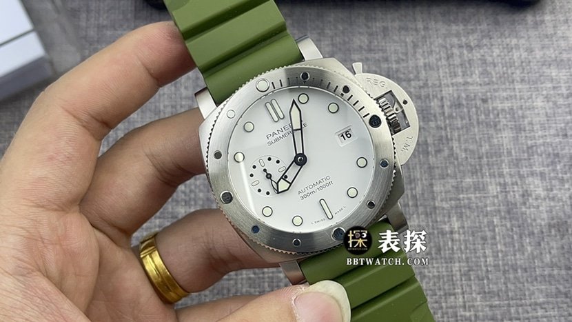 VS Panerai PAM01226 44-mm-Sonderedition für Herren im Test mit Kaliber P900 und Saphirglas — detailed review and buying guide | Watch Replica Expert