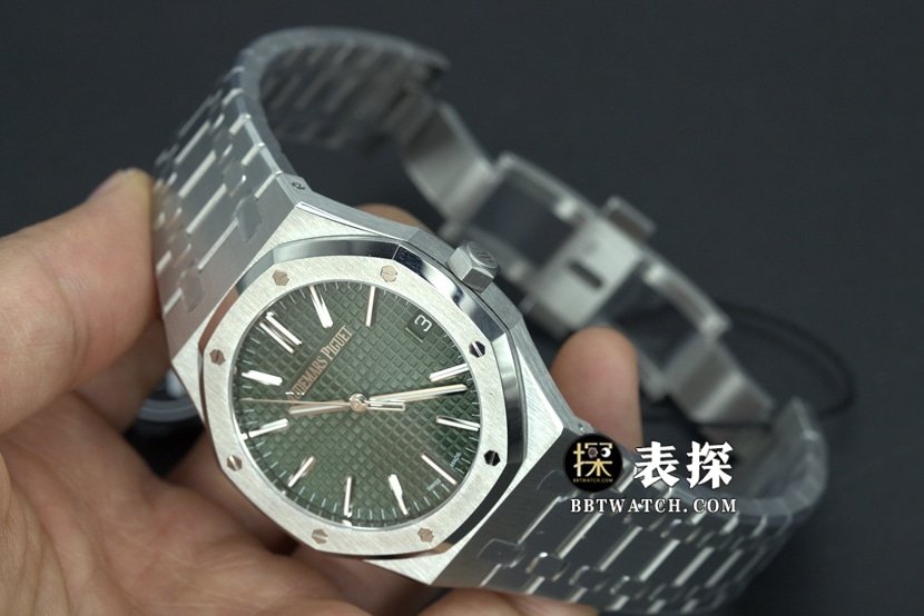 ZF Factory Audemars Piguet Royal Oak 50th Anniversary 15510 1:1 Top Replica Watch Men's Green Dial Steel Bracelet Model Pictures and Price Overall Real Shot Images