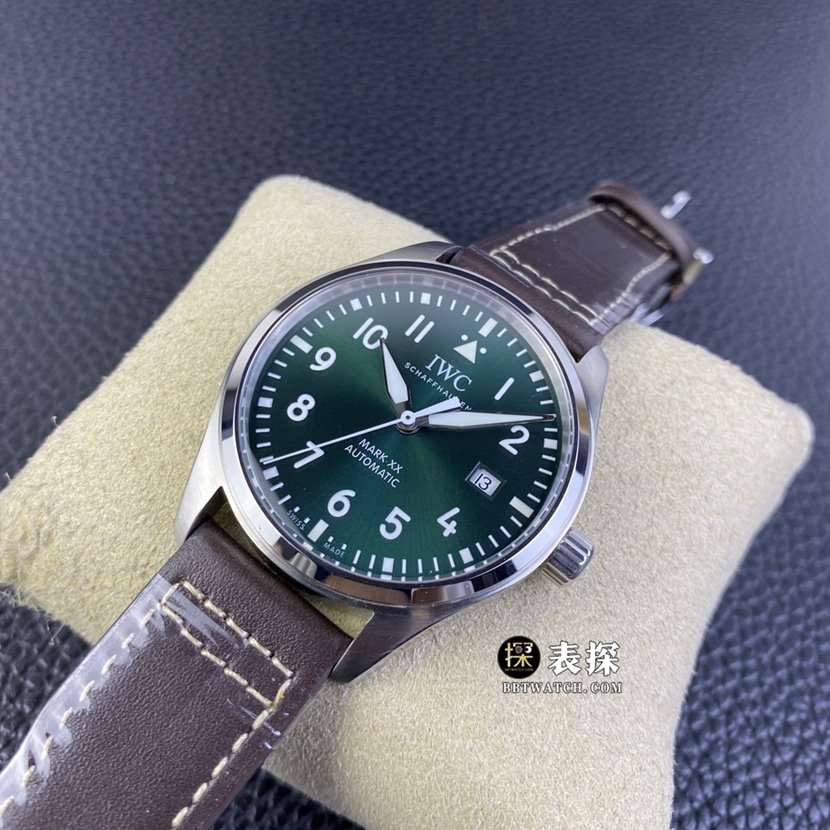 AOF factory IWC pilot watch IW328205top-tier 1:1super clone watch men's green dialleather strap model pictures and prices front live photo