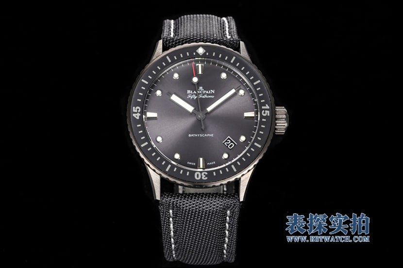 Blancpain Fifty Fathoms 5000-0130 43,6 mm Herren-Replikuhr mit Keramikoberteil B52A – schwarzes Zifferblatt — detailed review and buying guide | Watch Replica Expert