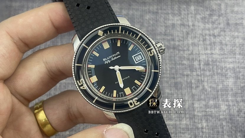 B52A ZF Factory Blancpain masculino Fifty Fathoms Series One-to-One Réplica de relógio de alta qualidade com placa cinza escuro, pulseira de borracha Barracuda, movimento CAL.1151 personalizado modelo 5008B-1130- — luxury replica watch guide | Watch Replica Expert