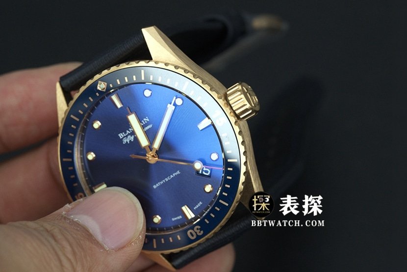 Blancpain Fifty Fathoms top-tier replica watch men's blue dial gold needle leather strap model pictures and prices overall live photos