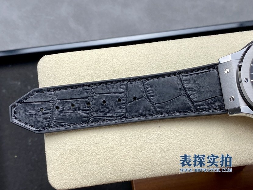 Dachang high-quality replica Hublot black dialHublot classic fusion bracelet