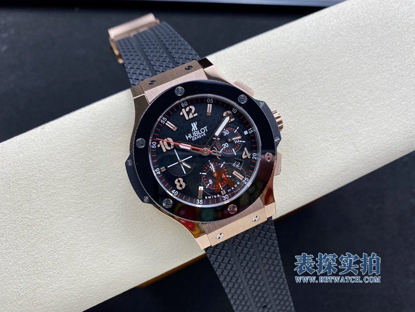 Relógio Hublot Big Bang 1:1 Super A Super Clone com mostrador preto, borracha dourada vermelha, cronógrafo 4100, modelo 301.PB.131.RX — luxury replica watch guide | Watch Replica Expert