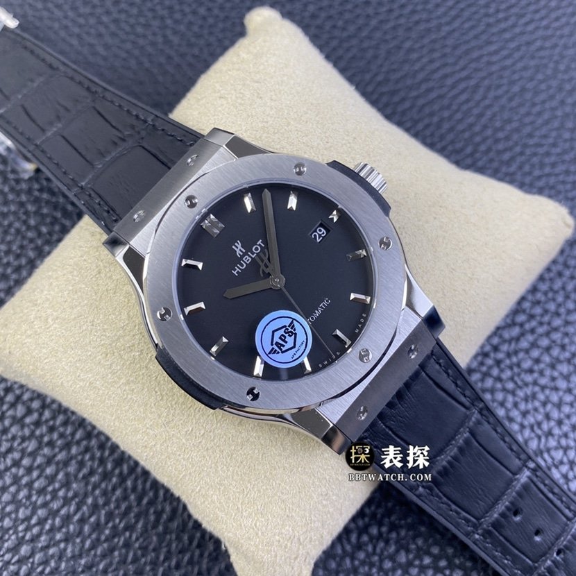 Hublot ceiling, APS classic fusion replica watch, front view