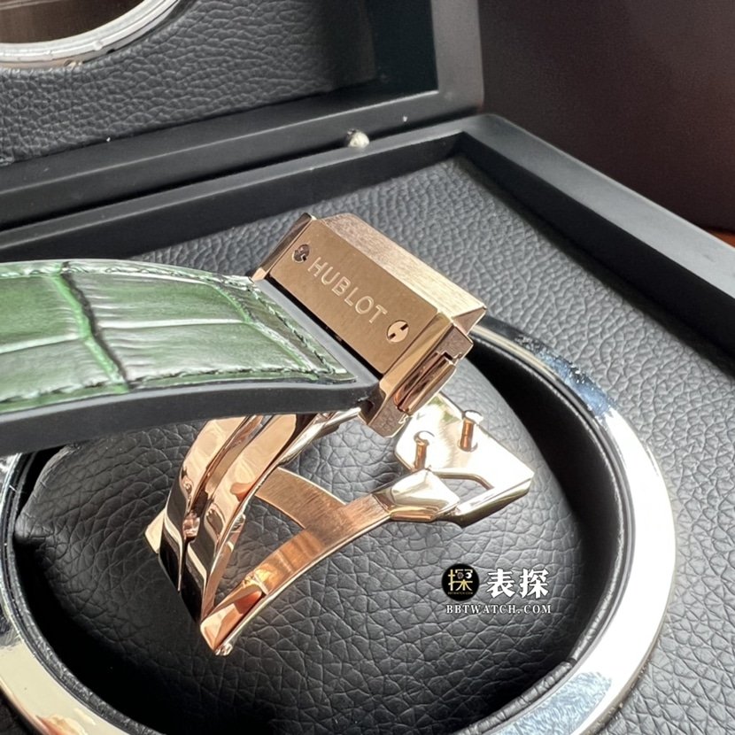 Classic fusion Hublot1:1replica watch green sun pattern dial diamond leather strap model clasp picture