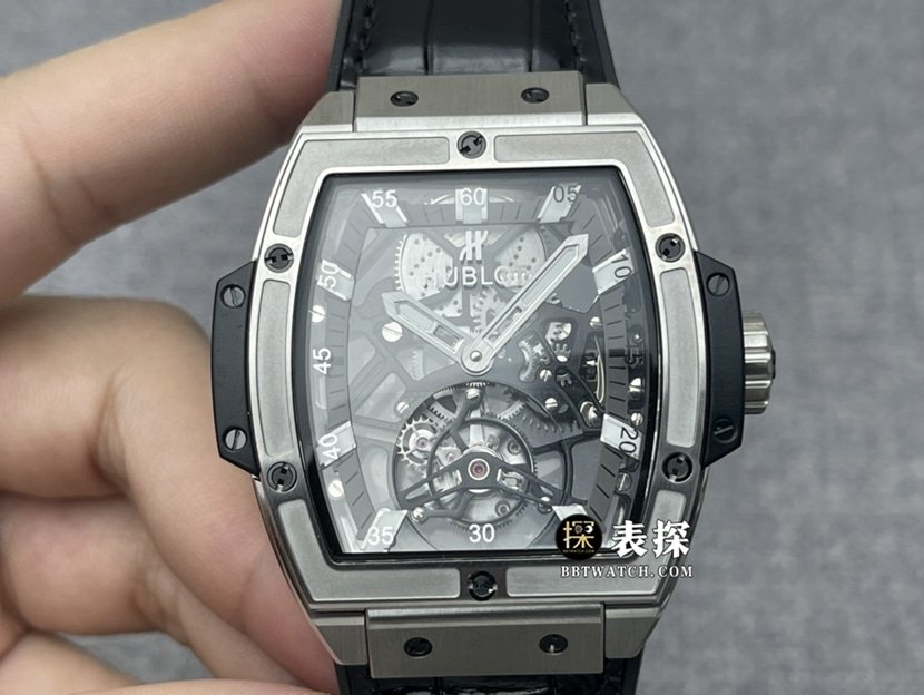 JB Hublot MASTERPIECE Série 906 Hublot 1:1 Réplica de relógio com placa esqueletizada, turbilhão real, movimento de corda manual HUB 9006 e pulseira de borracha — luxury replica watch guide | Watch Replica Expert