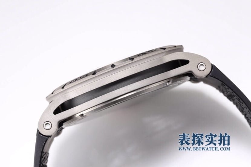 BBR King Roger Dubuis 1:1 replica watch white steel tourbillon hollow rubber model RDDBEX0545 side view