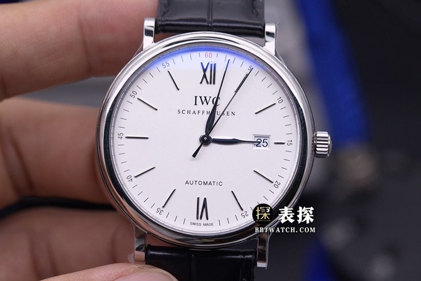 IWC1:1replica,V7 Portofino replica watch,front live photo