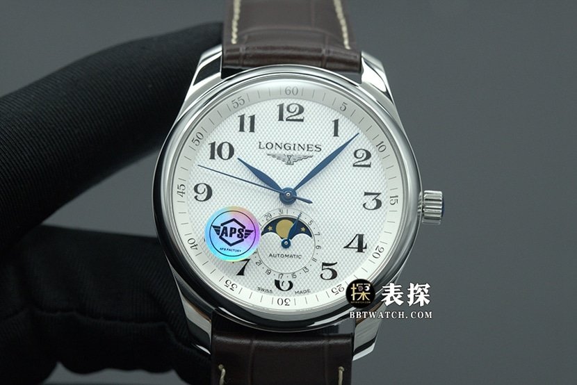 Longines Masterpiece Moonphase L2.909.4.78.3 APS Factory Réplique de bracelet mécanique à quatre aiguilles avec cadran blanc argenté — luxury replica watch guide | Watch Replica Expert