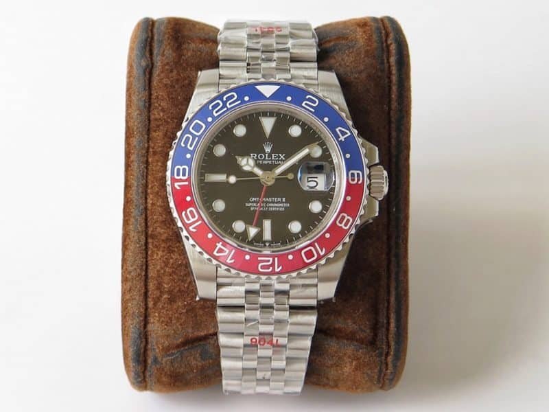 Rolex GMT-Master II 126710 Cola Ring Réplique de lunette en céramique bicolore vs comparaison authentique — luxury replica watch guide | Watch Replica Expert