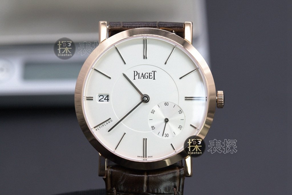 TW factory Piaget 1:1 replica watch 18Kchronographwhite dial brown leather bracelet front view