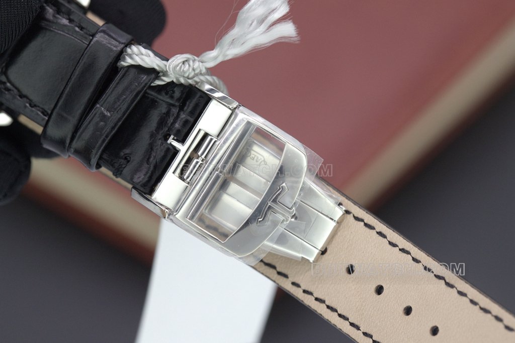Jaeger-LeCoultre1:1top-tier replica watch apsmoon phase master 1368430clasp