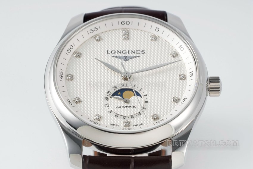APS factory Longines watchmaking traditional top-tier 1:1high-quality replicasilver dialmoon phaseleather strap model L2.909.4.77.3front live photo