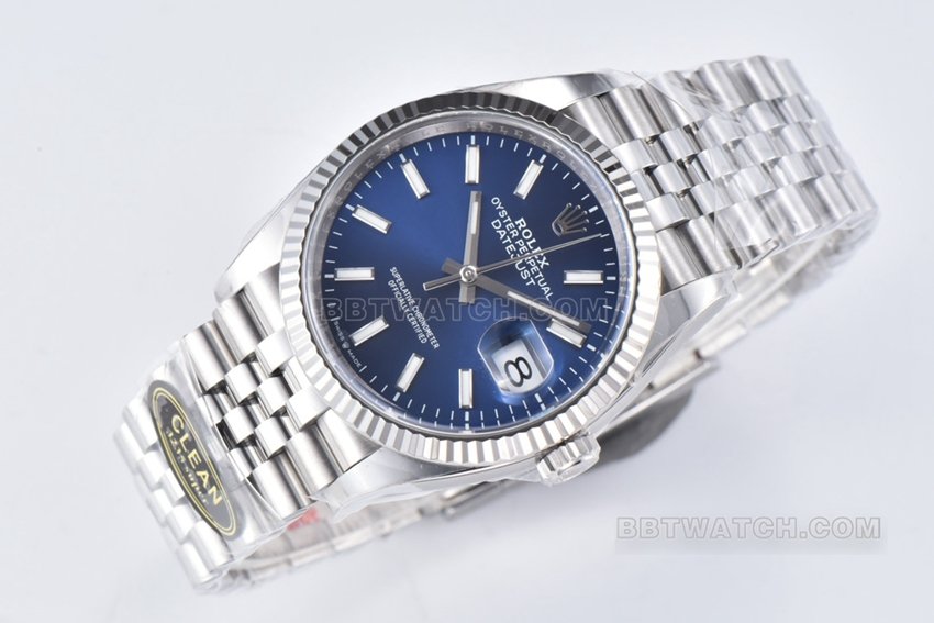 C factory Rolex log super cloneblue dial36mm five grid link m126234-0017front live photo