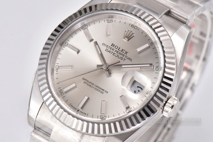 C factory Rolex log 1:1super clonesilver dial41mm three row link m126334-0003front live photo