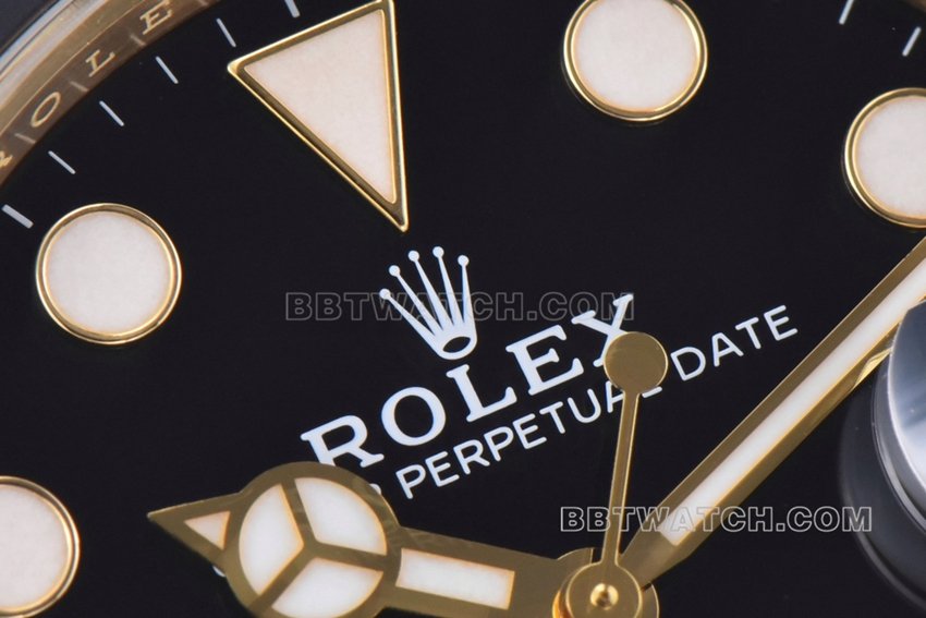Factory C Rolex Yacht-Master top-tier 1:1high-quality replicablack dialyellow gold rubber model M226658-0001front live photo