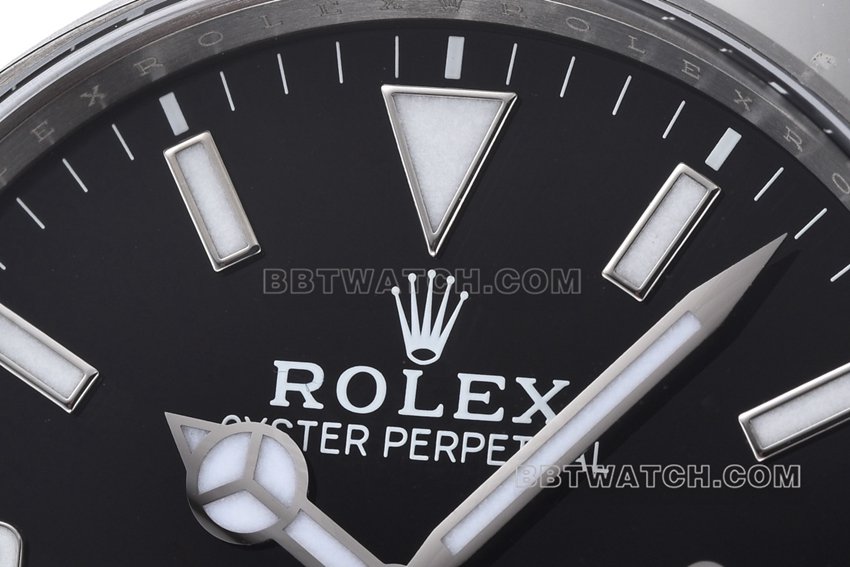 C factory Rolex explorer super cloneblack dialm214270-0003front live photo