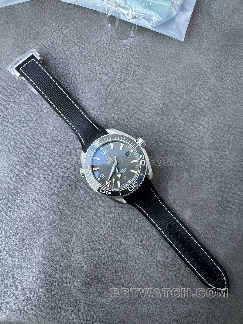 VS Factory Omega Seamaster Planet Ocean 600M réplica de mostrador cinza cobre 215.32.44.21.01.002 — luxury replica watch guide | Watch Replica Expert